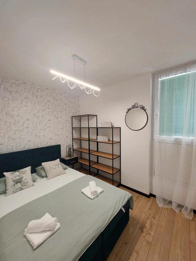 אומיס Apartment Punta מראה חיצוני תמונה
