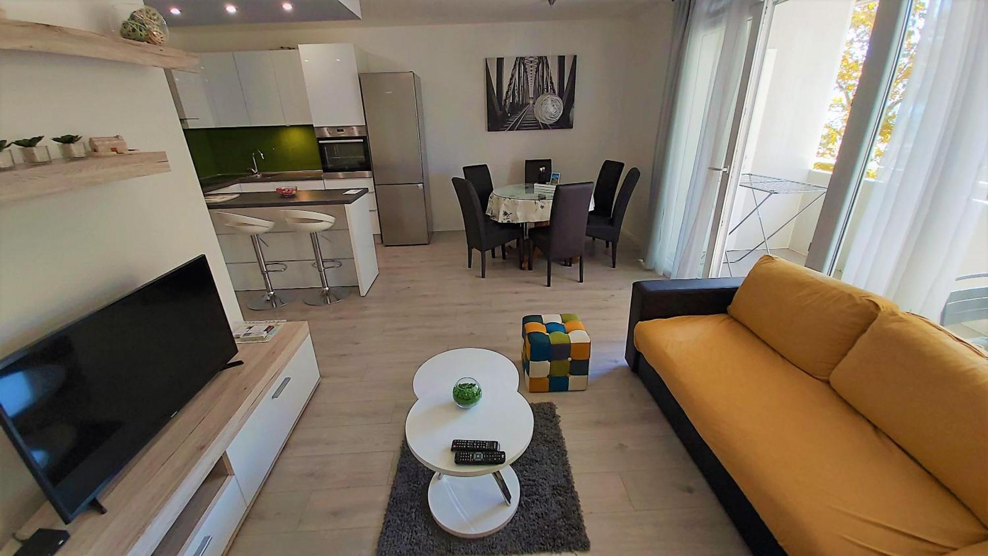 אומיס Apartment Punta מראה חיצוני תמונה